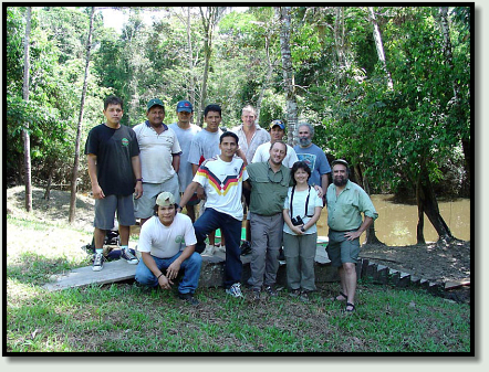 L>R Back Row: Emerson Torres, Fernando Rios, Segundo Rios, Bruce, Dr. Devon Graham, Teofilo Rios, Eitan Grunwald. Front Row: Danilo Amasifuen, Cesar Pena, Dirk Stevenson, Beth Willis-Stevenson, Ron Grunwald. 